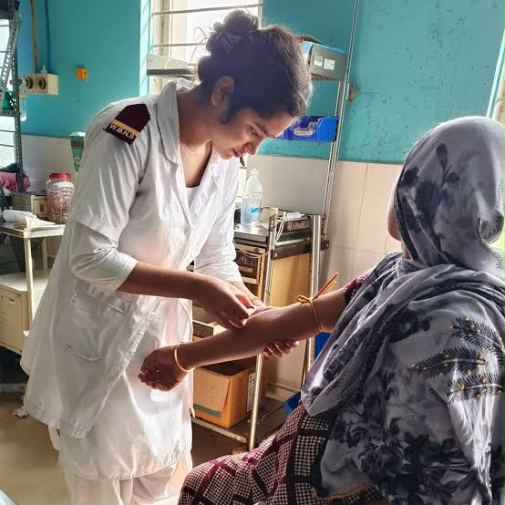 Medical attendant at home